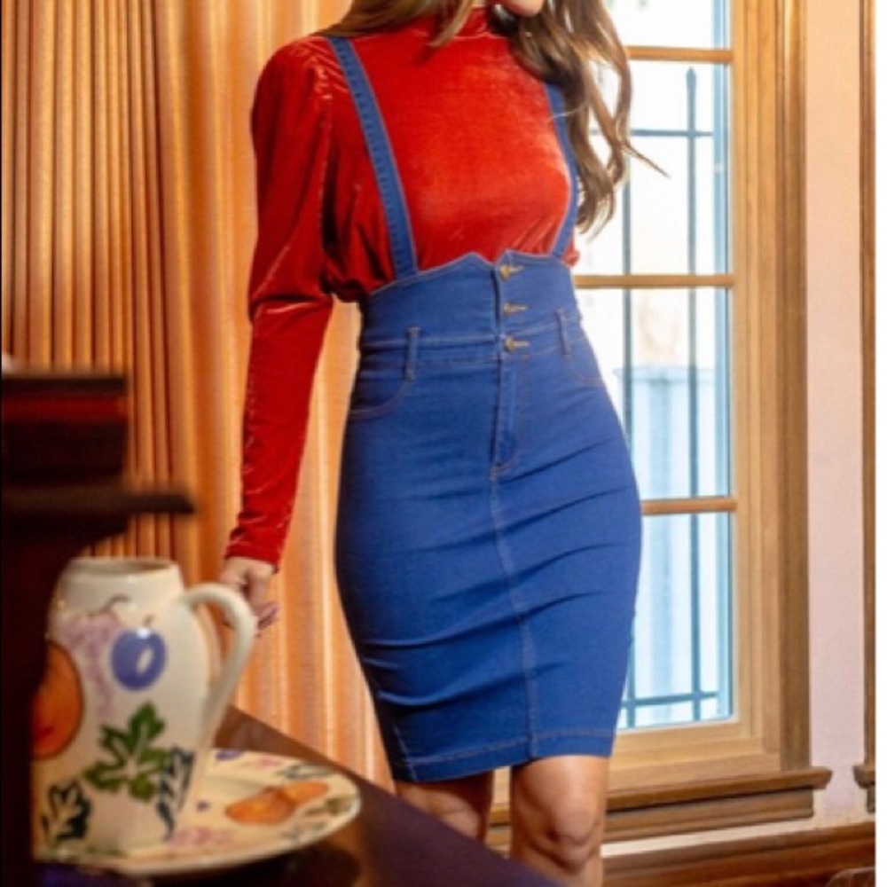 Denim skirt